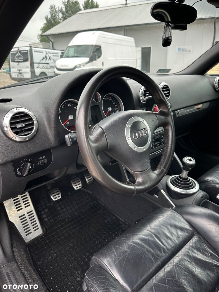 Audi TT Coupé 1.8T - 4