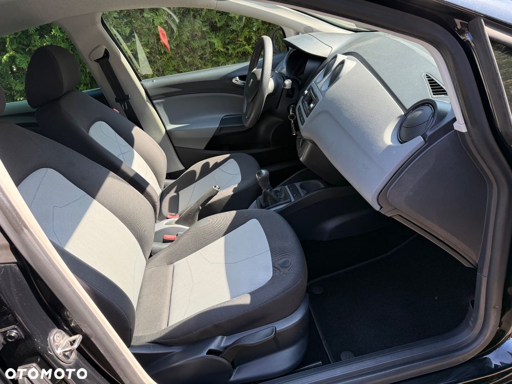 Seat Ibiza 1.2 12V Reference Salsa - 12