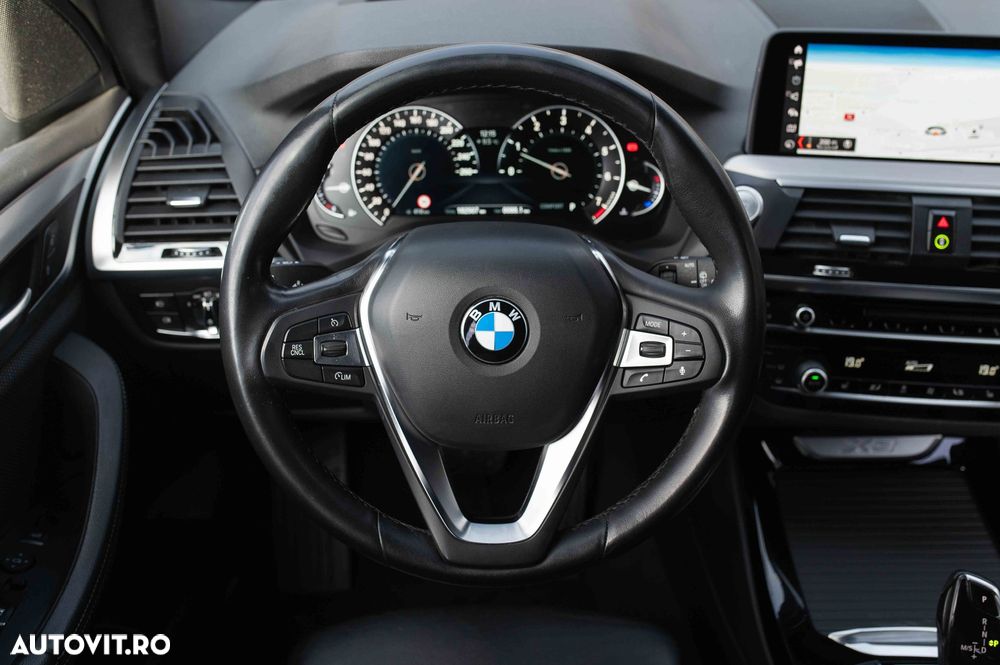 BMW X3 xDrive20i AT xLine - 14