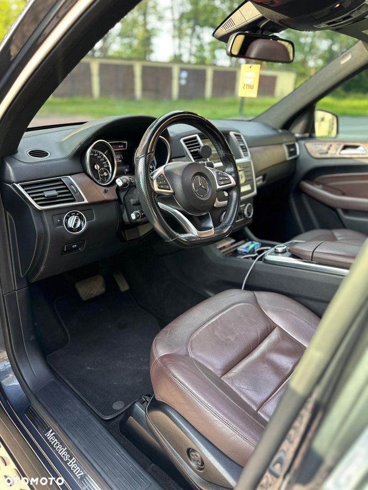 Mercedes-Benz ML 350 BlueTEC 4-Matic - 22