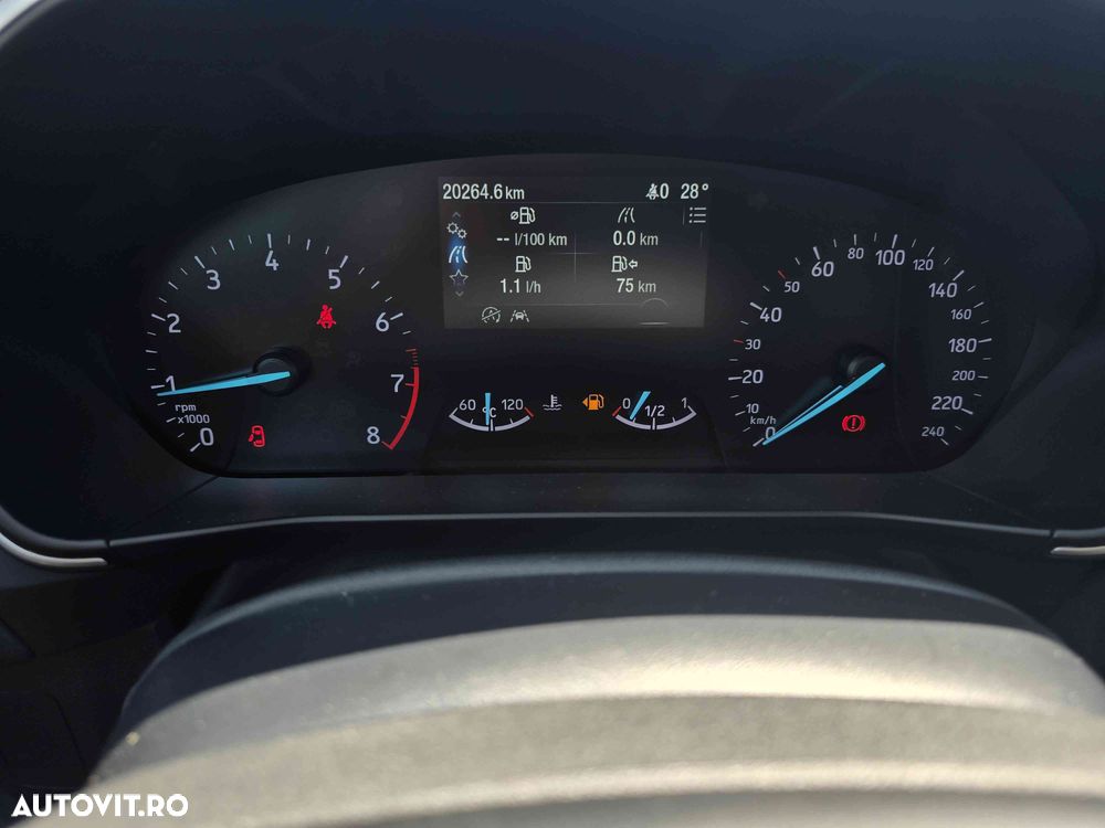 Ford Focus - 12