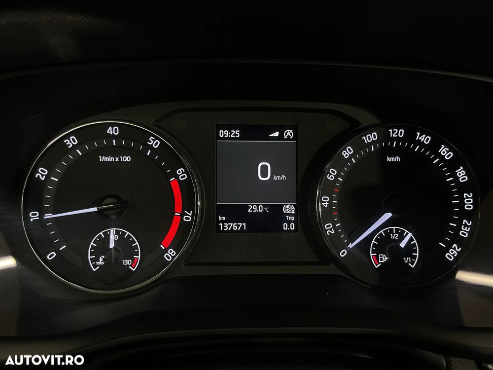 Skoda Octavia 1.5 TSI Ambition - 29