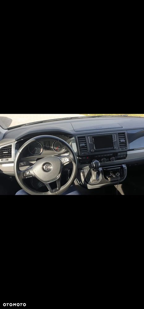 Volkswagen Multivan - 11