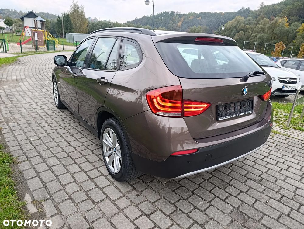 BMW X1 sDrive18d xLine - 10