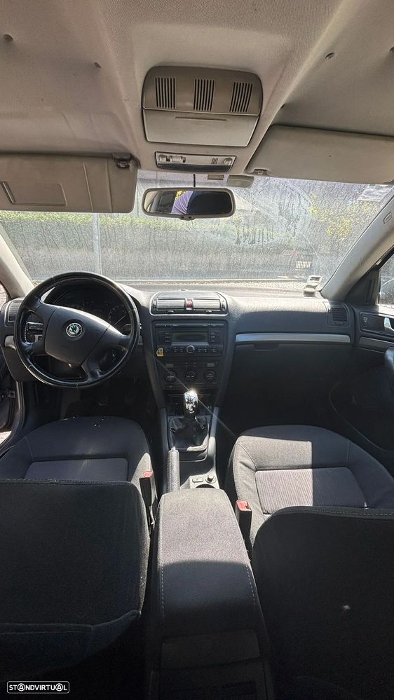 Skoda Octavia 1.9 TDI Ambiente - 10