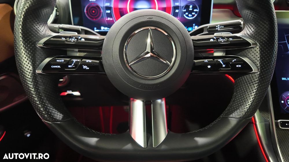 Mercedes-Benz C 300 9G-TRONIC AMG Line - 35