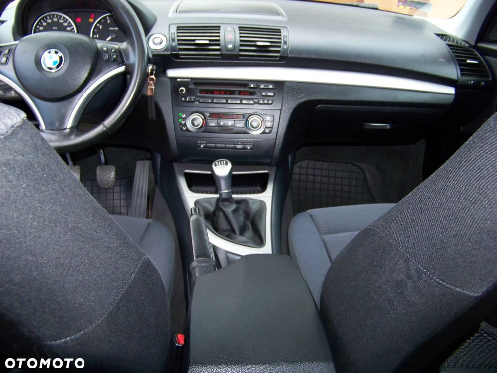BMW Seria 1 118i - 21
