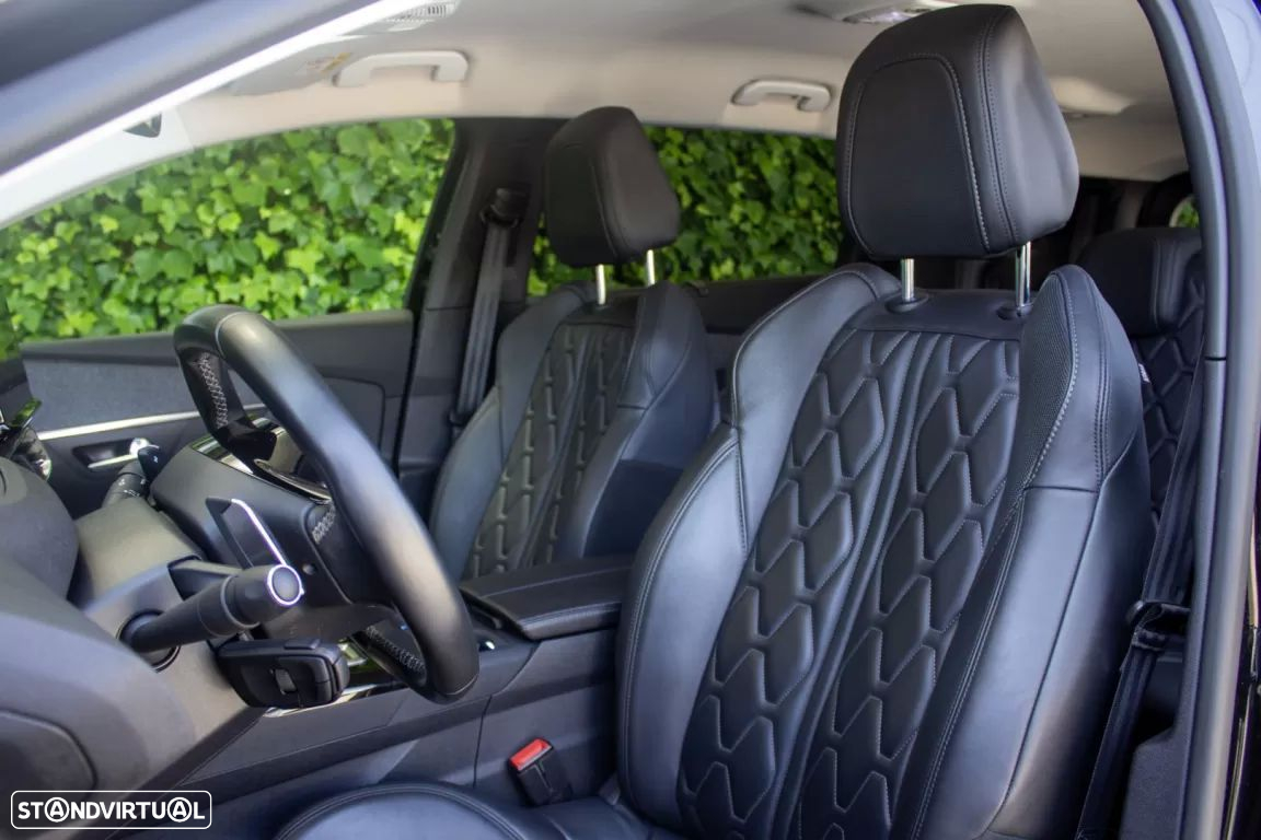 Peugeot 5008 1.5 BlueHDi GT EAT8 - 12
