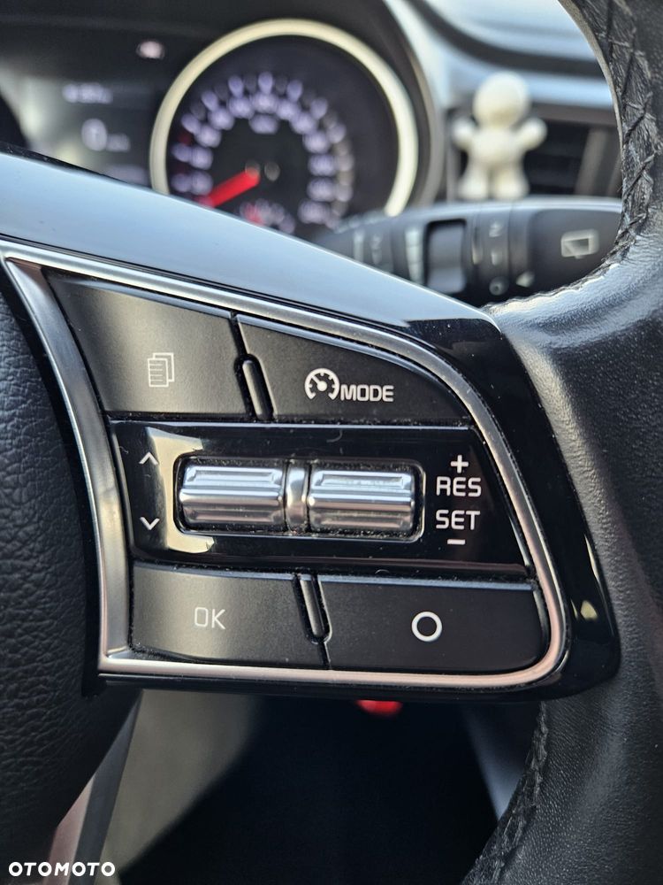 Kia Ceed 1.6 CRDi SCR L Business Line - 26