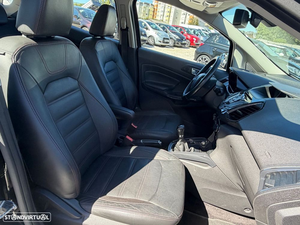 Ford EcoSport 1.0 EcoBoost Titanium - 10