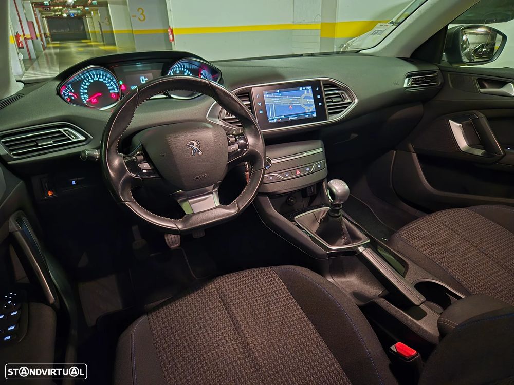 Peugeot 308 SW 1.5 BlueHDi Style - 28