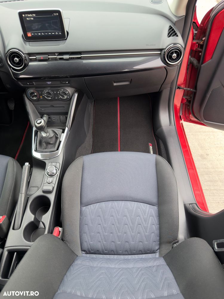 Mazda 2 - 20