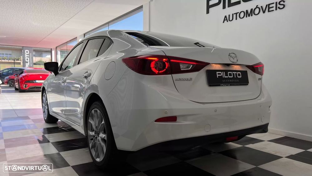Mazda 3 1.5 Sky-D Excellence - 9