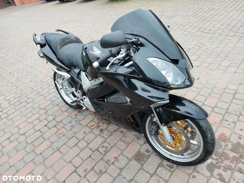 Honda VFR - 7