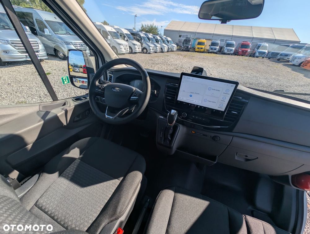 Ford Transit - 28