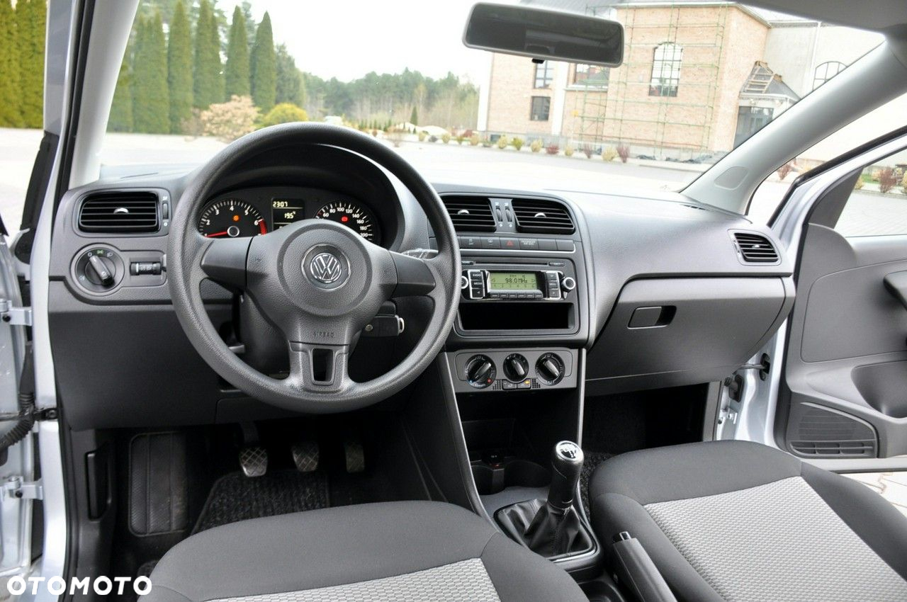 Volkswagen Polo - 28
