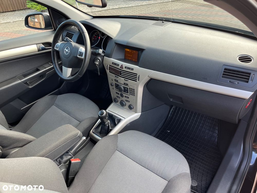 Opel Astra 1.6 Innovation - 8