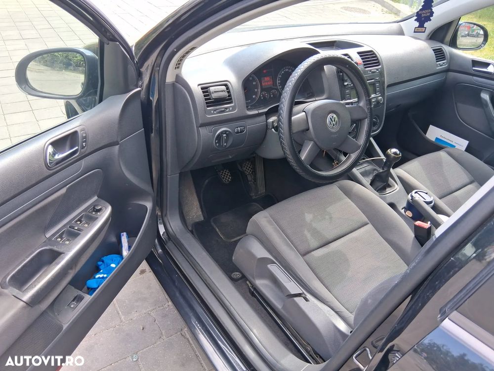 VOLKSWAGEN Golf 2004 — imagine 7