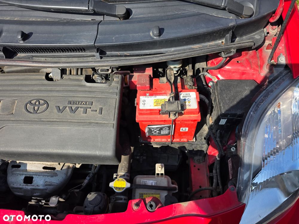 Toyota Yaris 1.33 Luna - 12