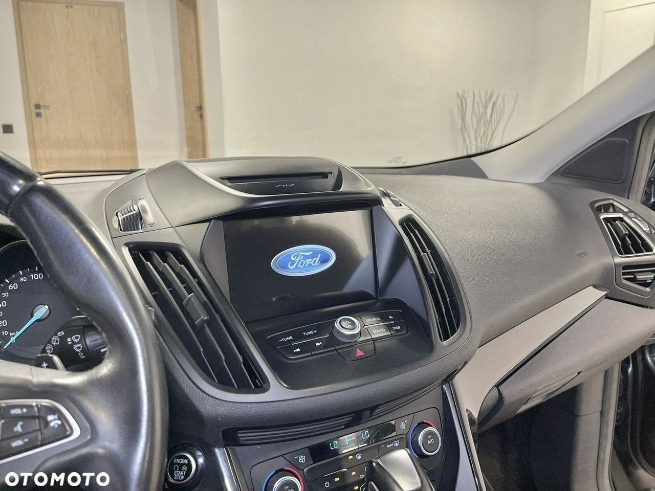 Ford Kuga 2.0 TDCi 4x4 Individual - 22
