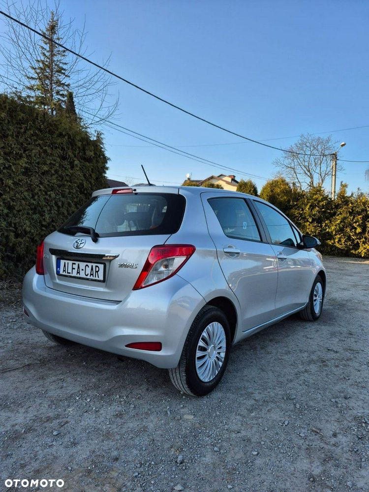Toyota Yaris - 19