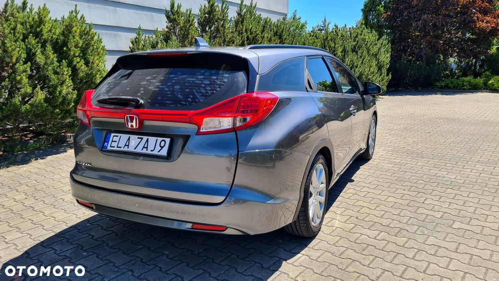 Honda Civic 1.8 Executive NAVI i-SHIFT - 38