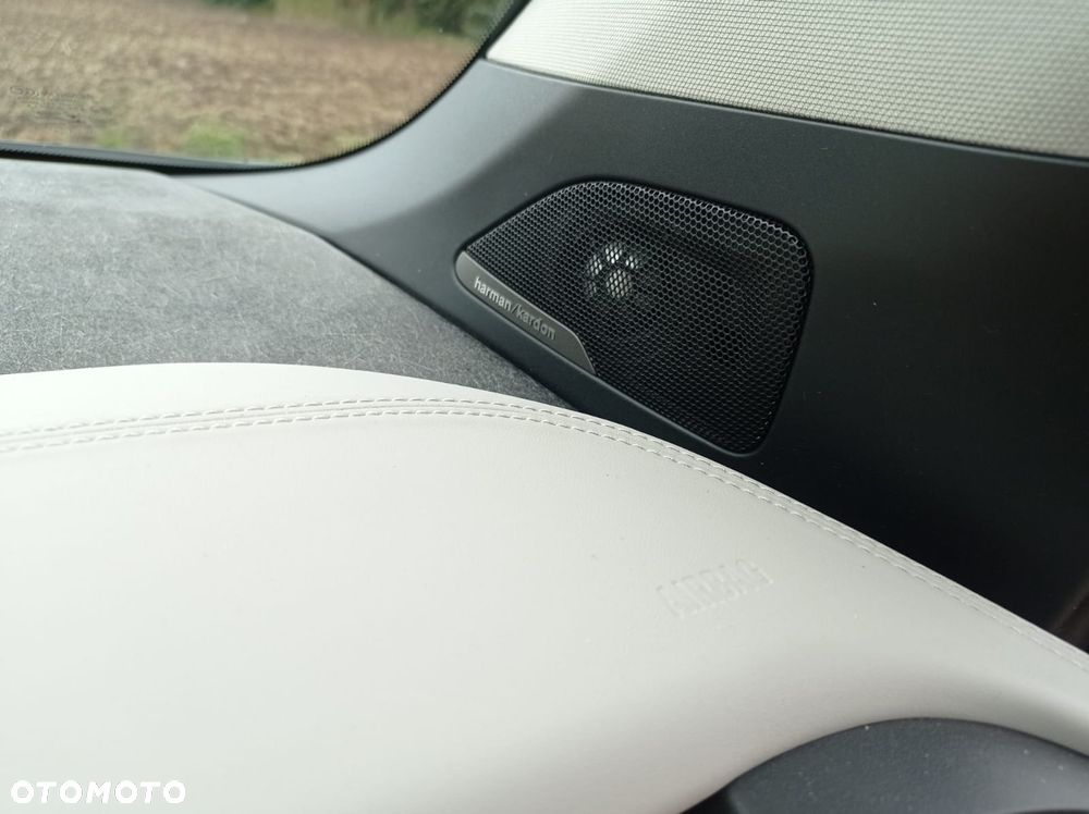 BMW i3 (Range Extender) - 16