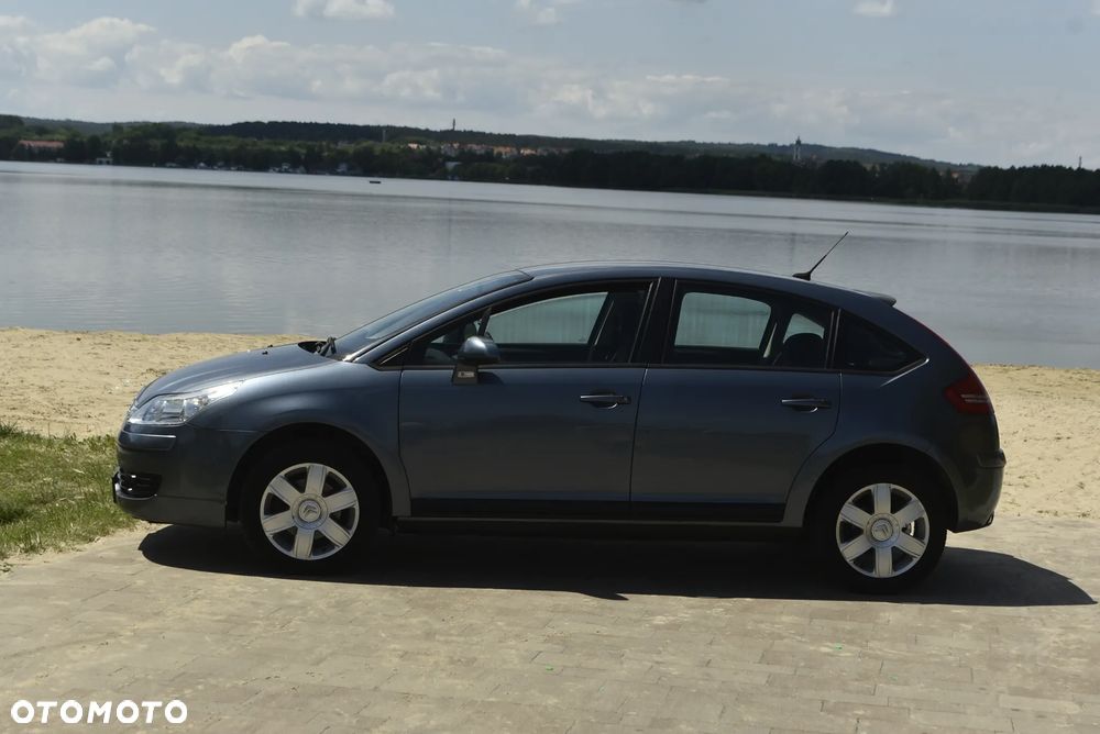 Citroën C4 VTi 120 Style - 23