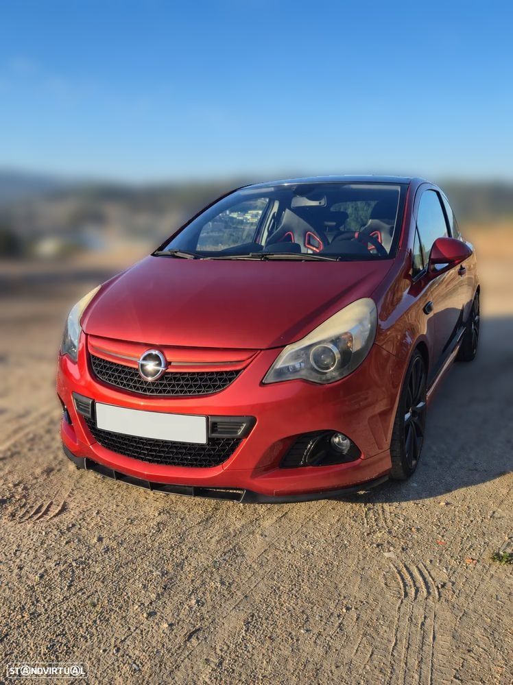 Opel Corsa 1.6 Turbo OPC Nürburgring Edition - 1