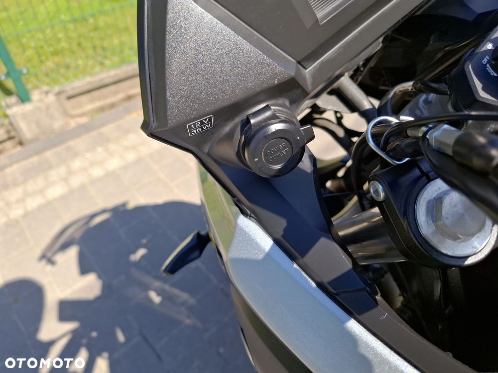 Suzuki V-STROM - 11
