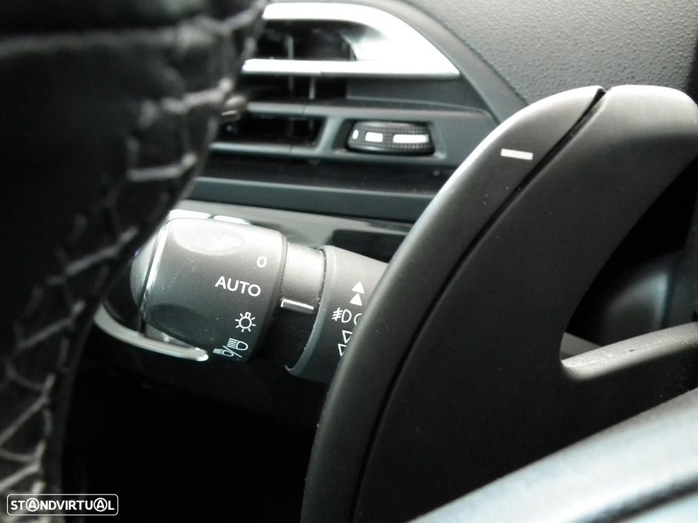 Citroën C4 Grand Picasso 1.6 BlueHDi Shine EAT6 - 39