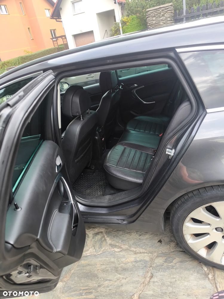 Opel Insignia - 8
