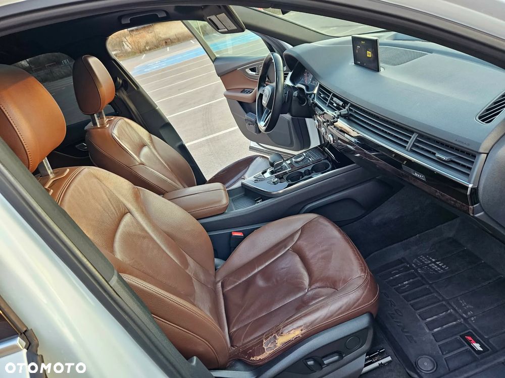 Audi Q7 - 13
