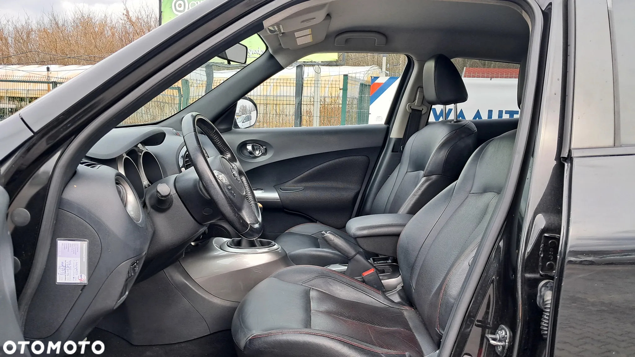 Nissan Juke 1.6 DIG-T N-Connecta EU6 - 8