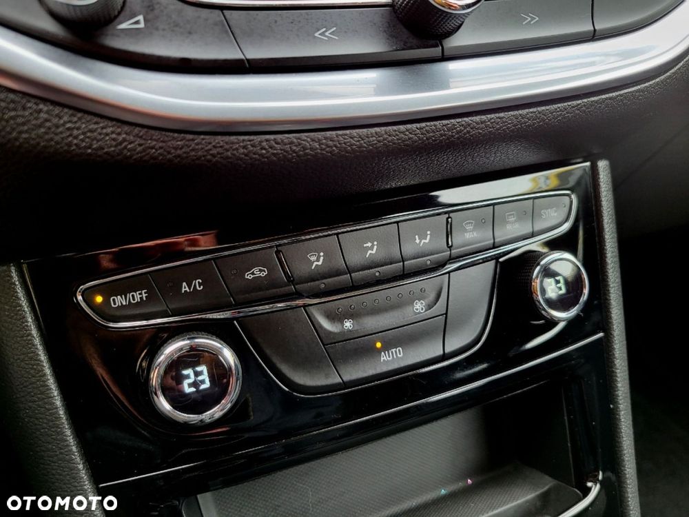 Opel Astra - 32