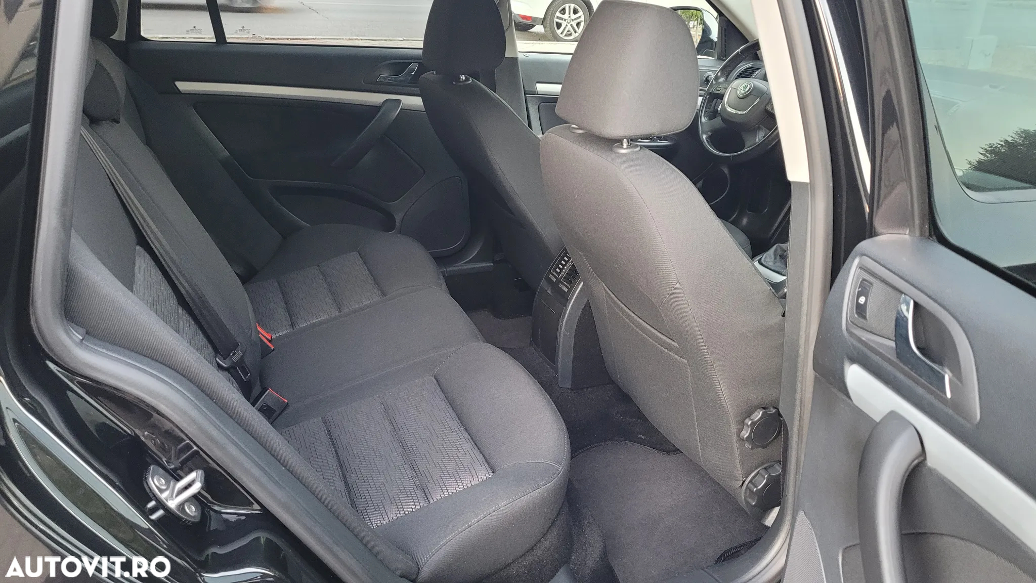 Skoda Octavia - 8