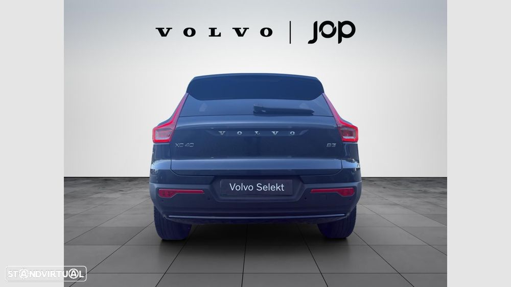 Volvo XC 40 2.0 B3 Plus Dark - 6