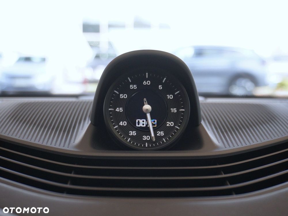 Porsche Taycan 105kWh 4 - 28
