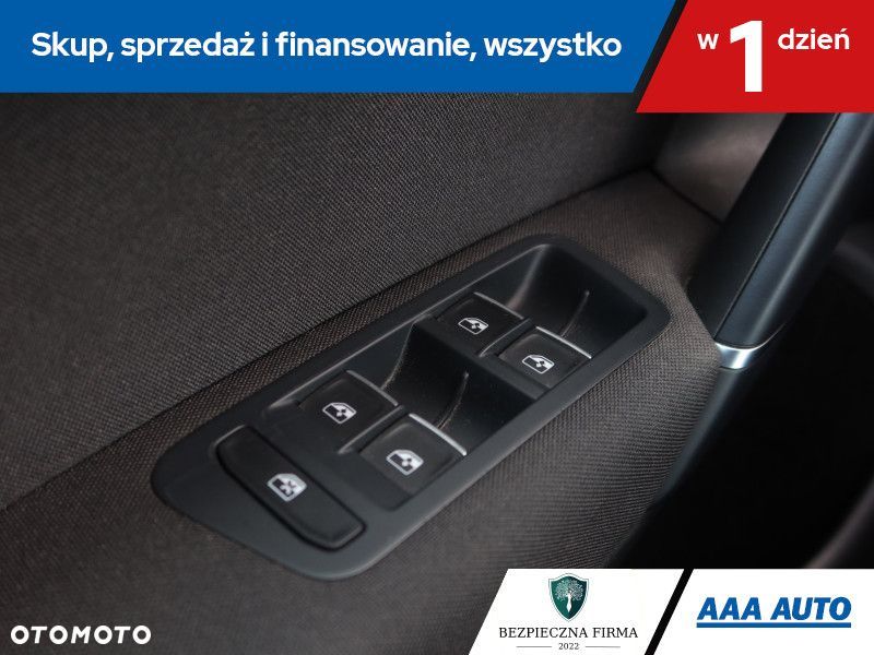 Volkswagen Golf Sportsvan - 17