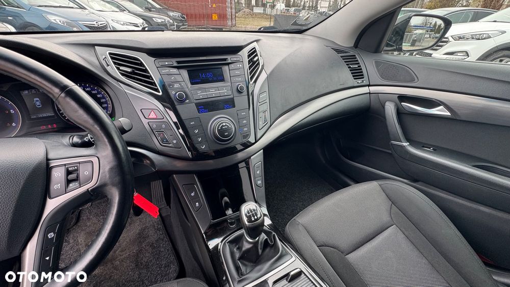 Hyundai i40 Kombi blue 1.7 CRDi Style - 35