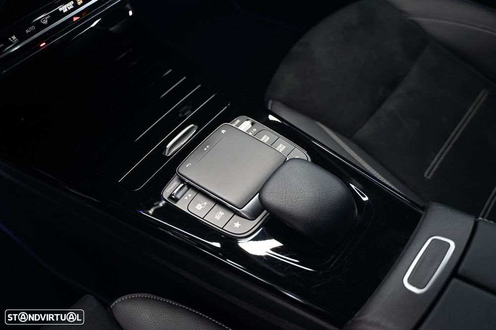 Mercedes-Benz A 250 Limousine e 8G-DCT - 34