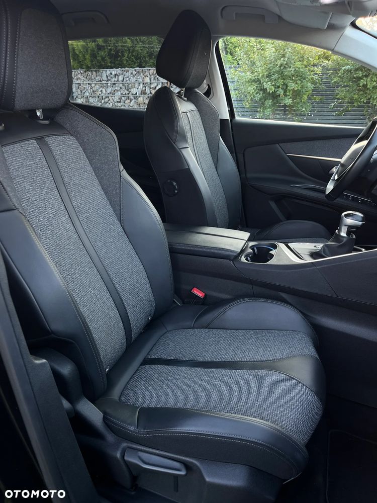 Peugeot 3008 - 11