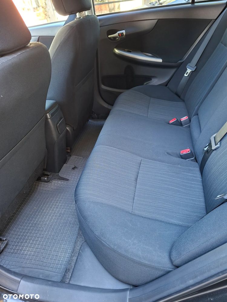 Toyota Corolla 1.6 VVT-i Luna - 7