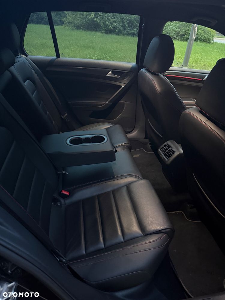 Volkswagen Golf GTI 2.0 TSI OPF DSG Performance - 9