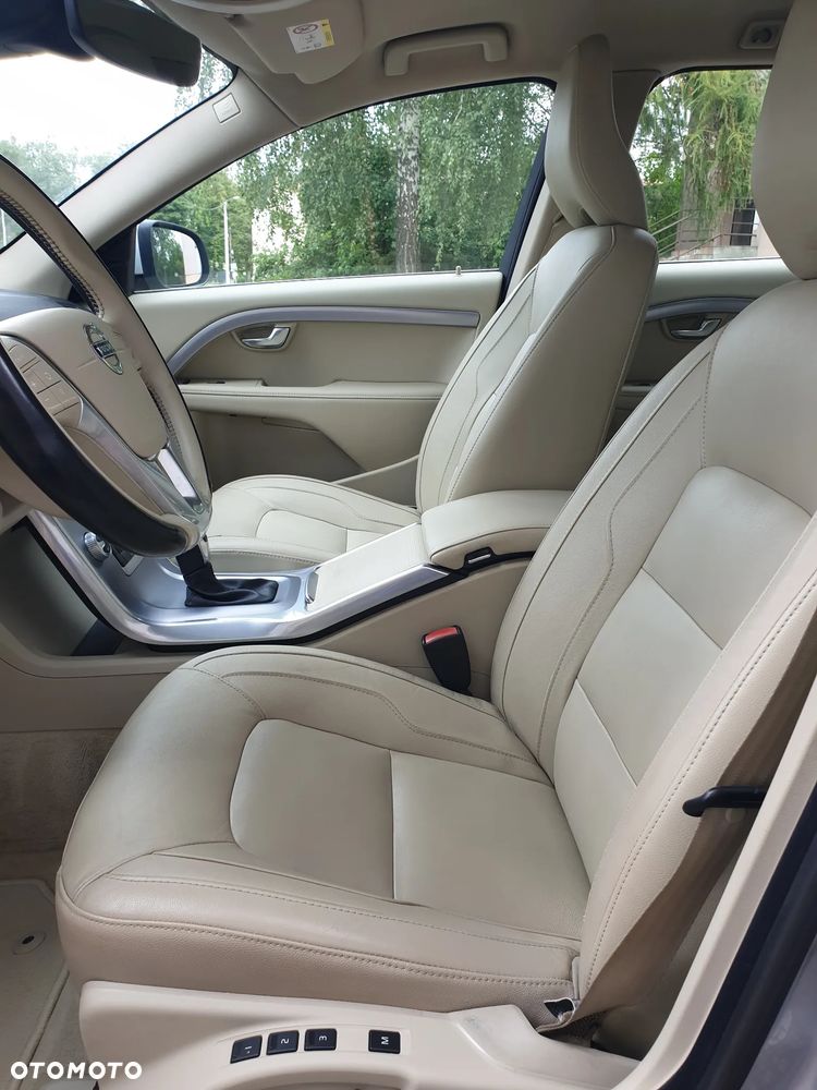 Volvo V70 D4 Geartronic Linje Svart - 8