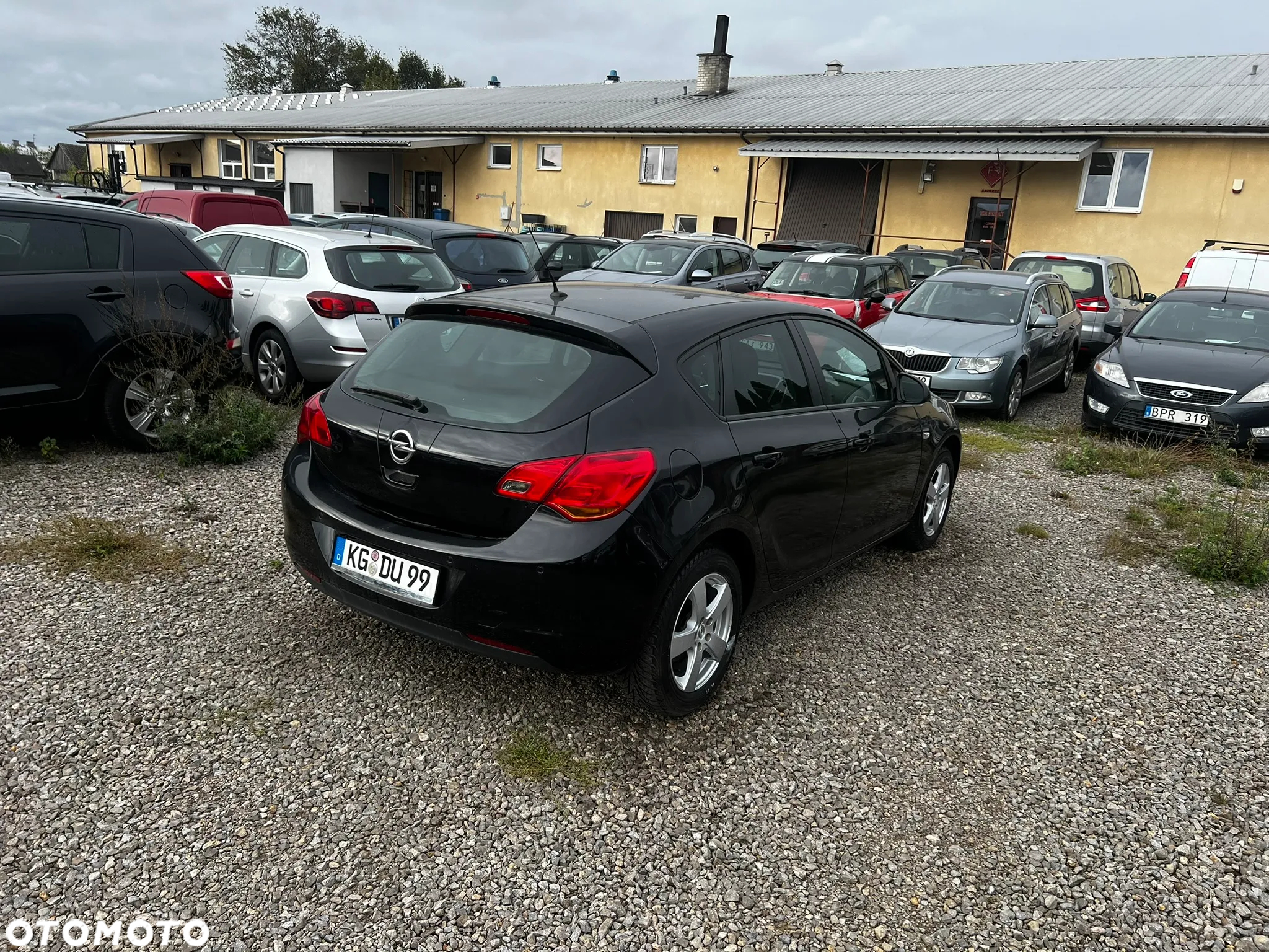 Opel Astra 1.6 Design Edition - 4