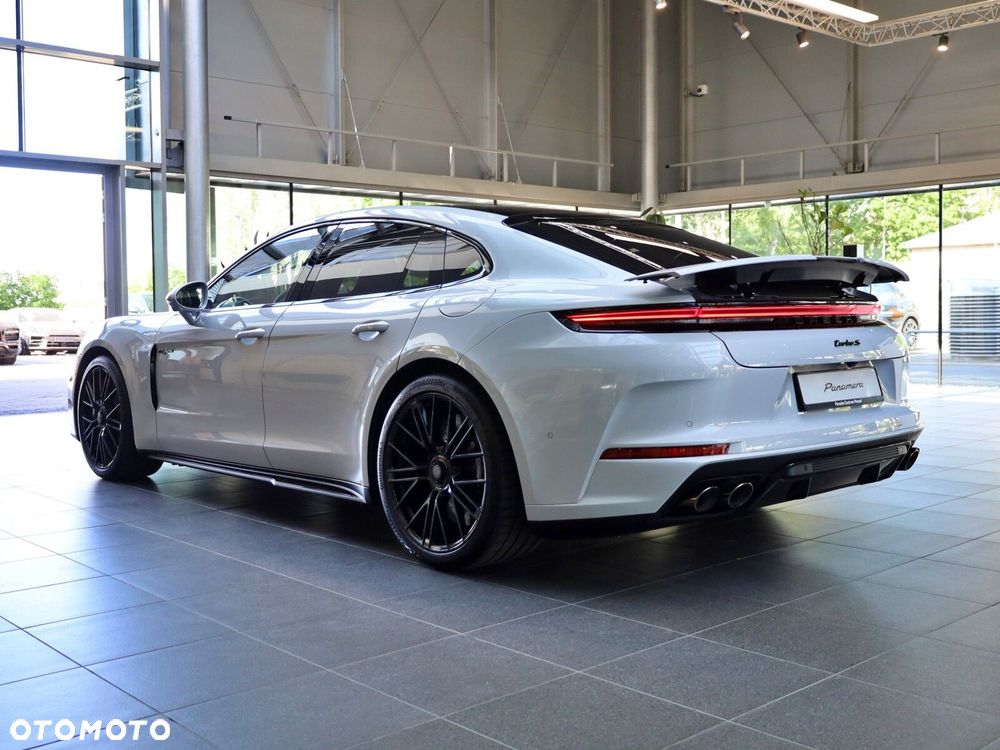 Porsche Panamera - 9
