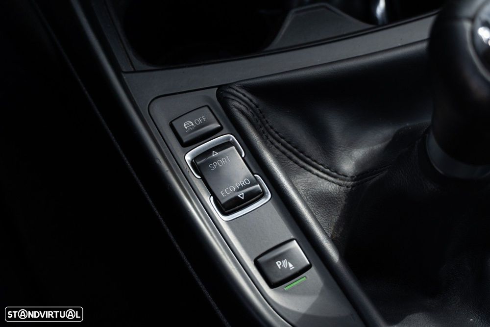 BMW 120 d Pack M Shadow - 29