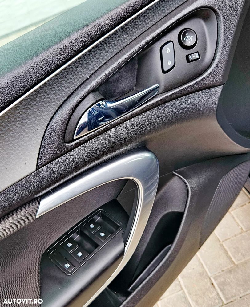 Opel Insignia - 10