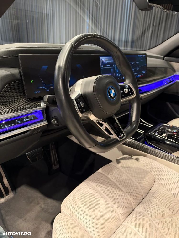 BMW Seria 7 - 10